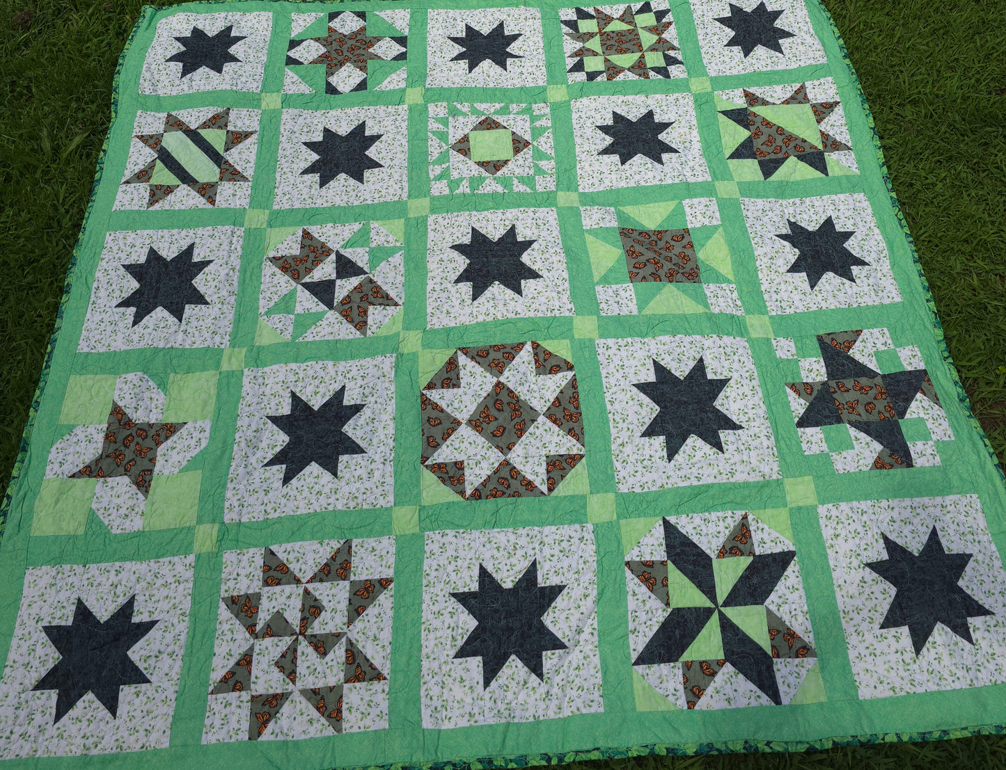 Quilt green and white